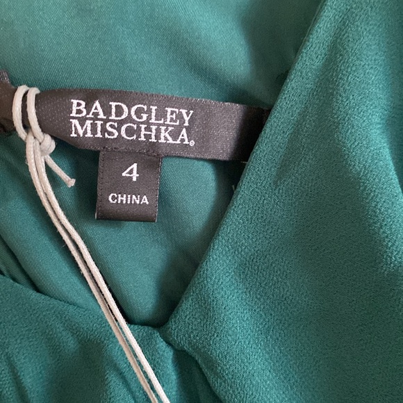 NWT Badgley Mischka V neck georgette flutter cascading ruffle gown, high low hem - Picture 5 of 9